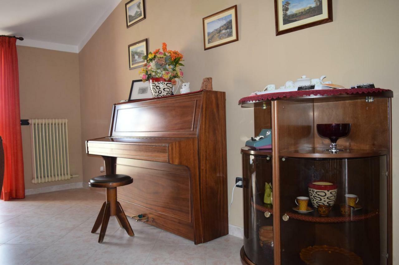 Amici Di Hackert Bed and Breakfast Caserta Buitenkant foto