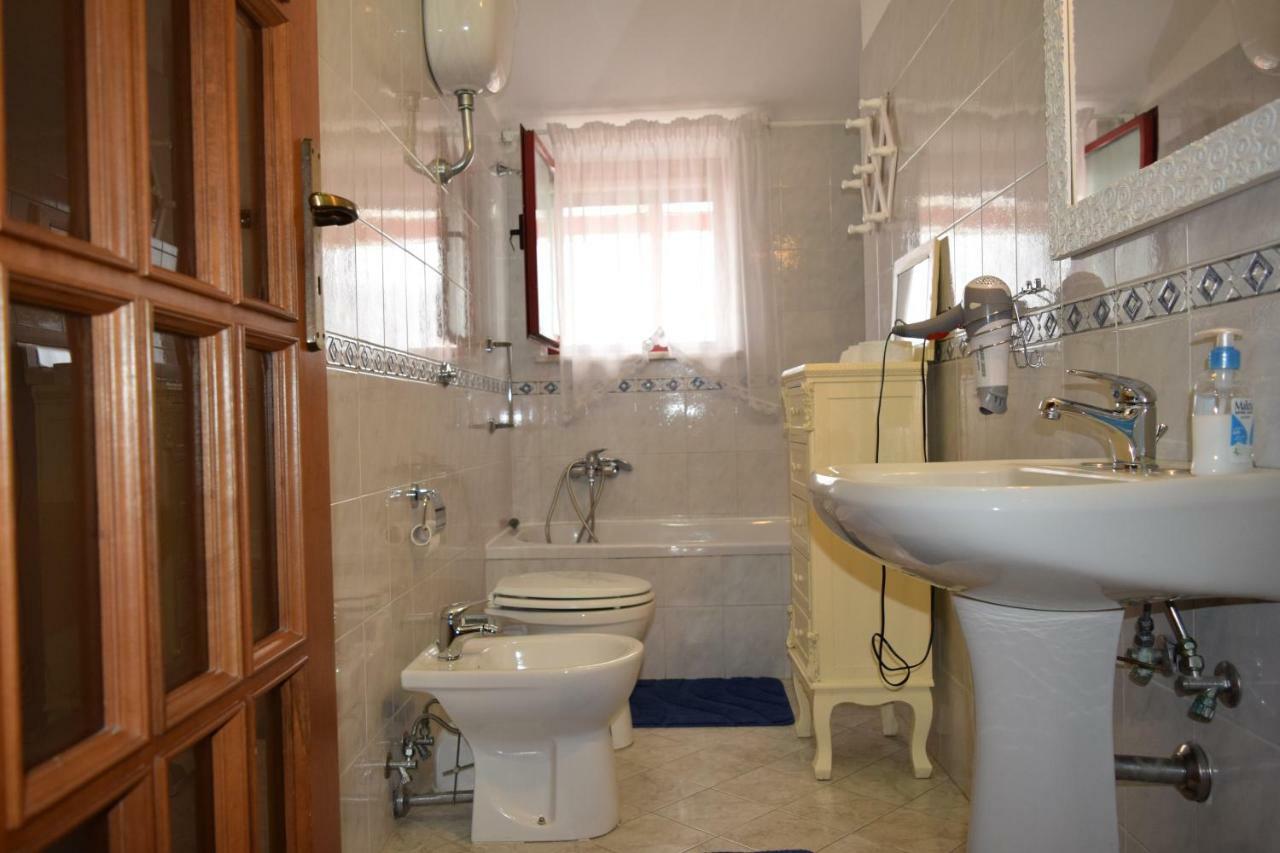 Amici Di Hackert Bed and Breakfast Caserta Buitenkant foto